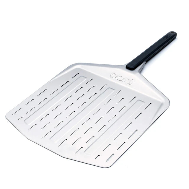 Pelle à pizza perforée Ooni - 30 cm 12″