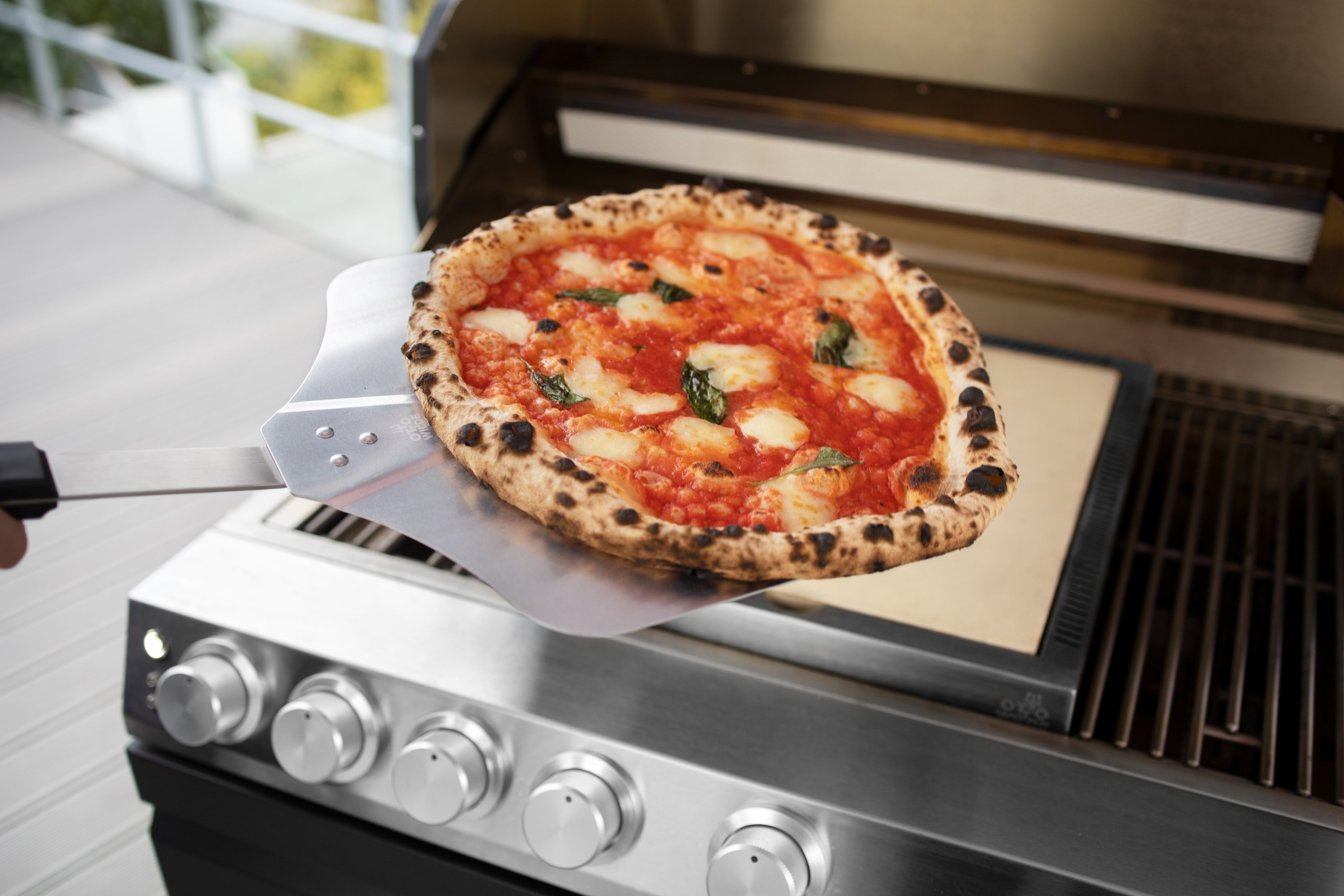 Pelle à pizza Otto Wilde, en métal