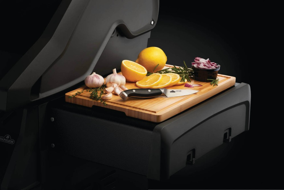 Tabla de cortar de bambú Napoleon 37x27cm, apta para bandeja lateral