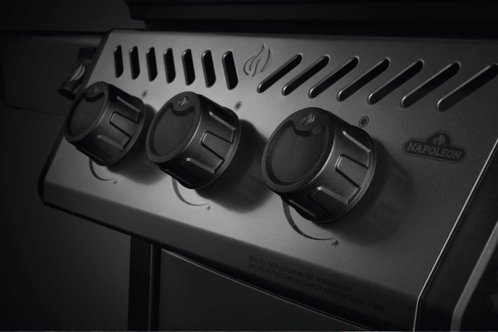 Napoleon Freestyle 425, 4 quemadores principales, con zona de chisporroteo y puerta, grafito