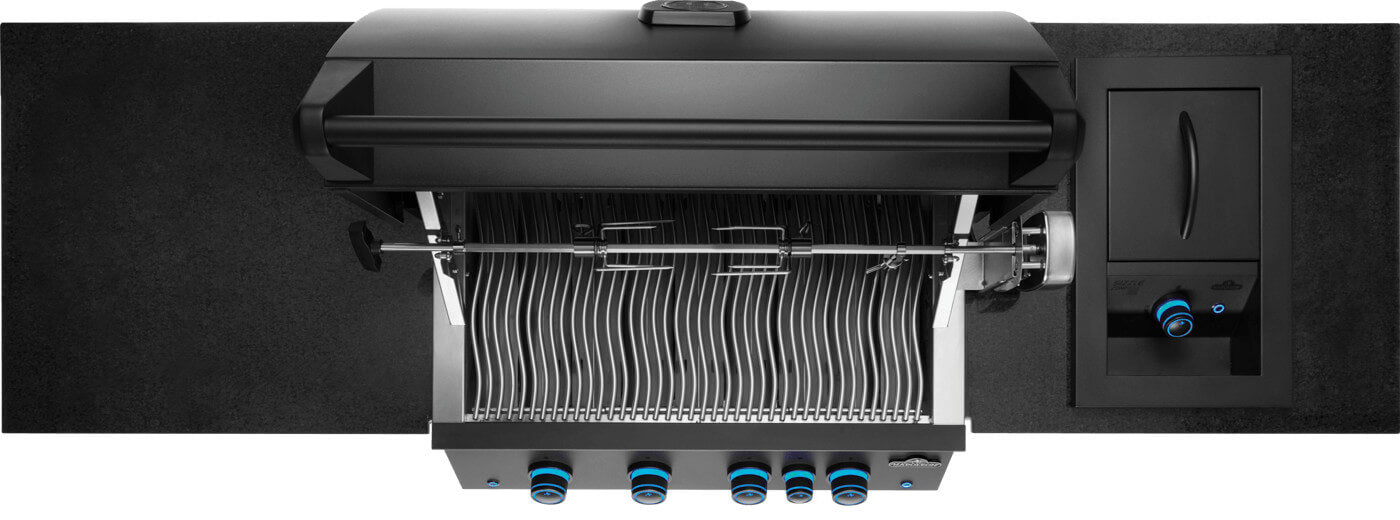 Napoleon OASIS 105 outdoor kitchen with 32-inch built-in grill from the 700 series