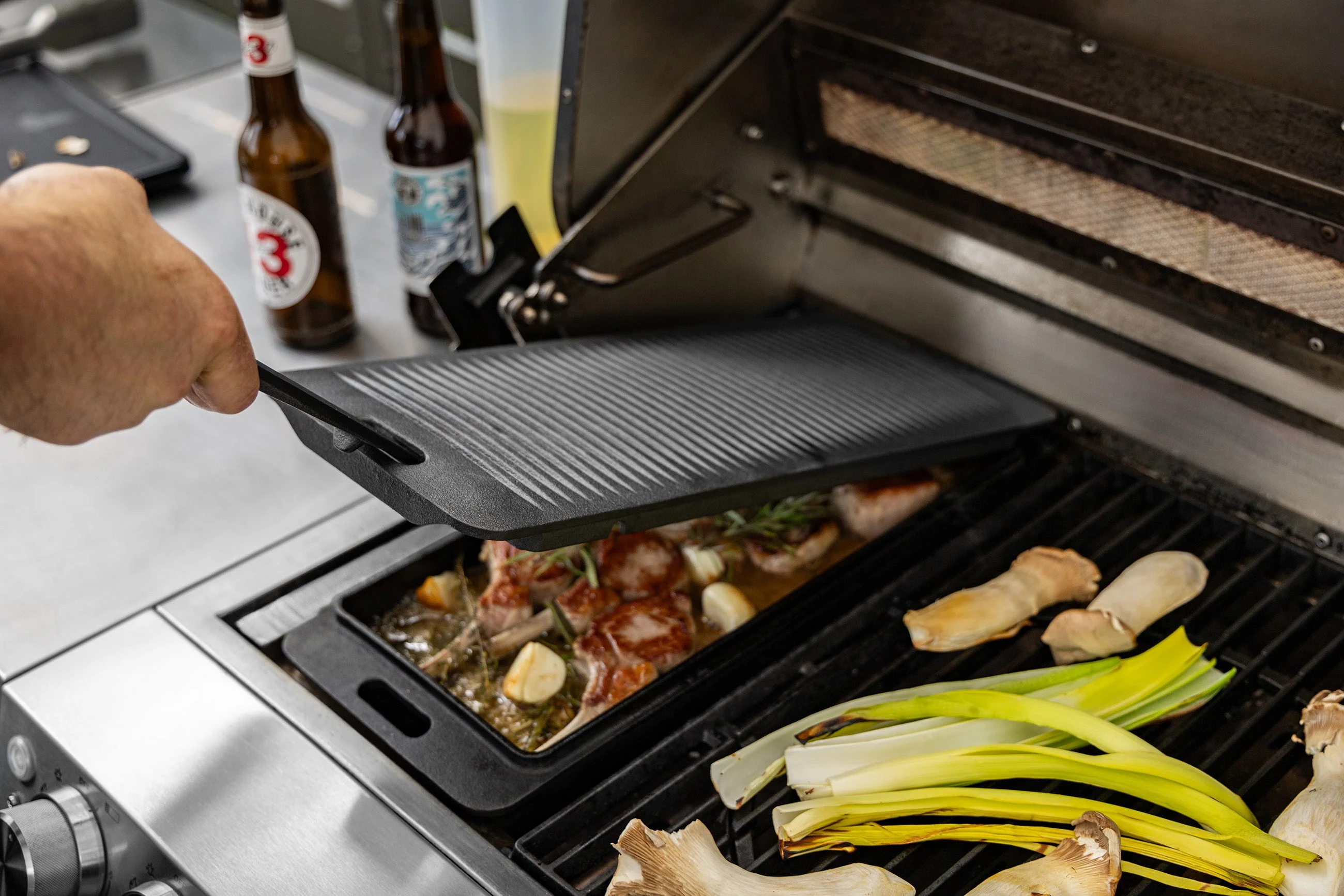 Otto Wilde cast iron pan set