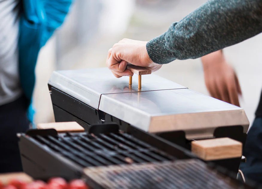 Knister Grilldeckel - Grillstar.deKnister GrilldeckelKnisterGrillstar.de12964260743520692