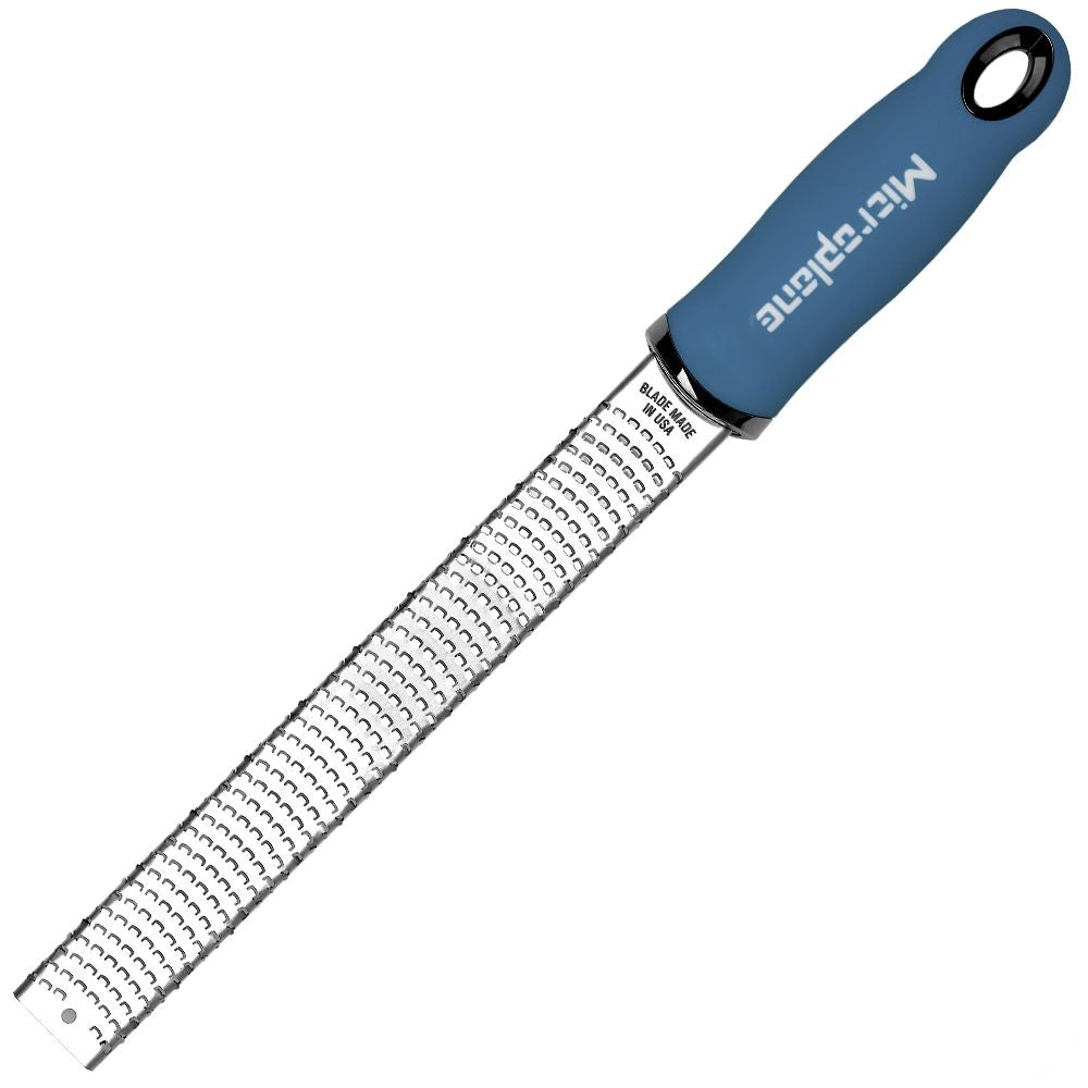 Microplane Premium Zester - Reibe, Denim Blue - Grillstar.deMicroplane Premium Zester - Reibe, Denim BlueMicroplaneGrillstar.de46223