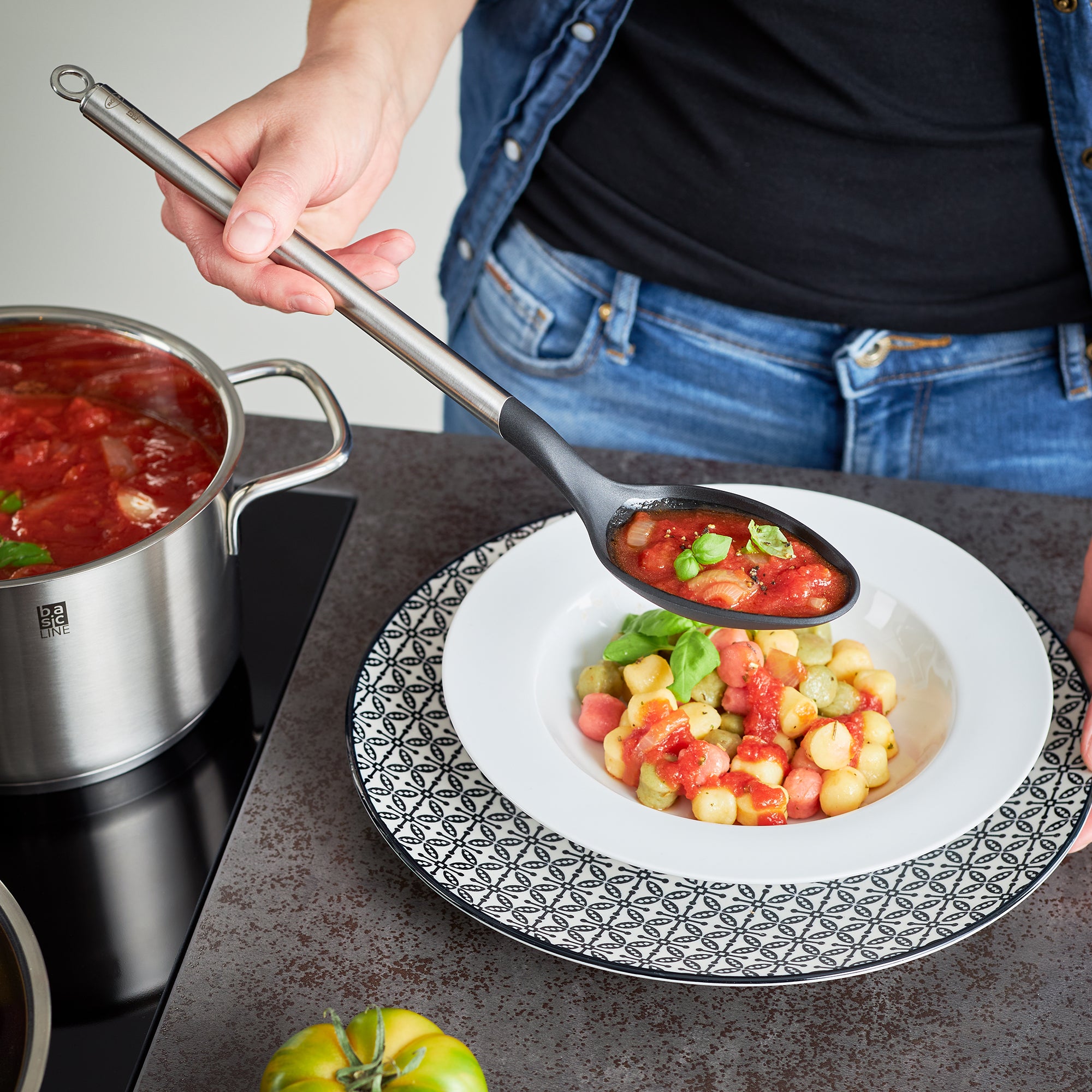 Rösle Gießlöffel BASIC LINE 32 cm