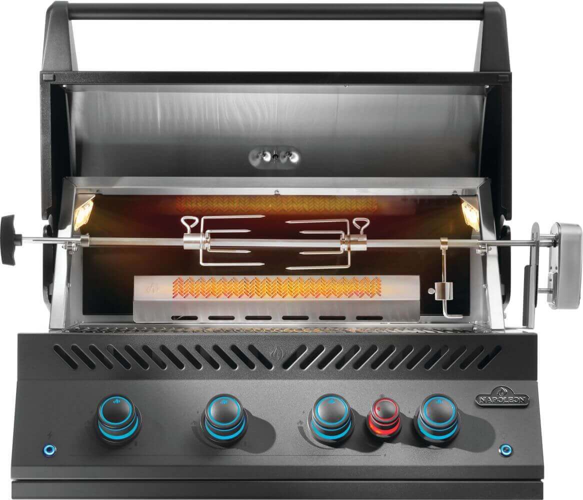 Napoleon 700-Series 32", czarny matowy, wbudowany grill, z rożnem rożna