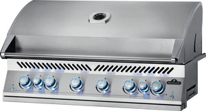 Napoleon 700 Series 44", Built-In Gas Barbecue