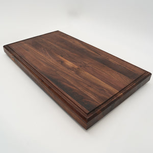 BABOSSA | Walnut cutting board XL | Natural edge | Juice groove | 70x40x6 cm