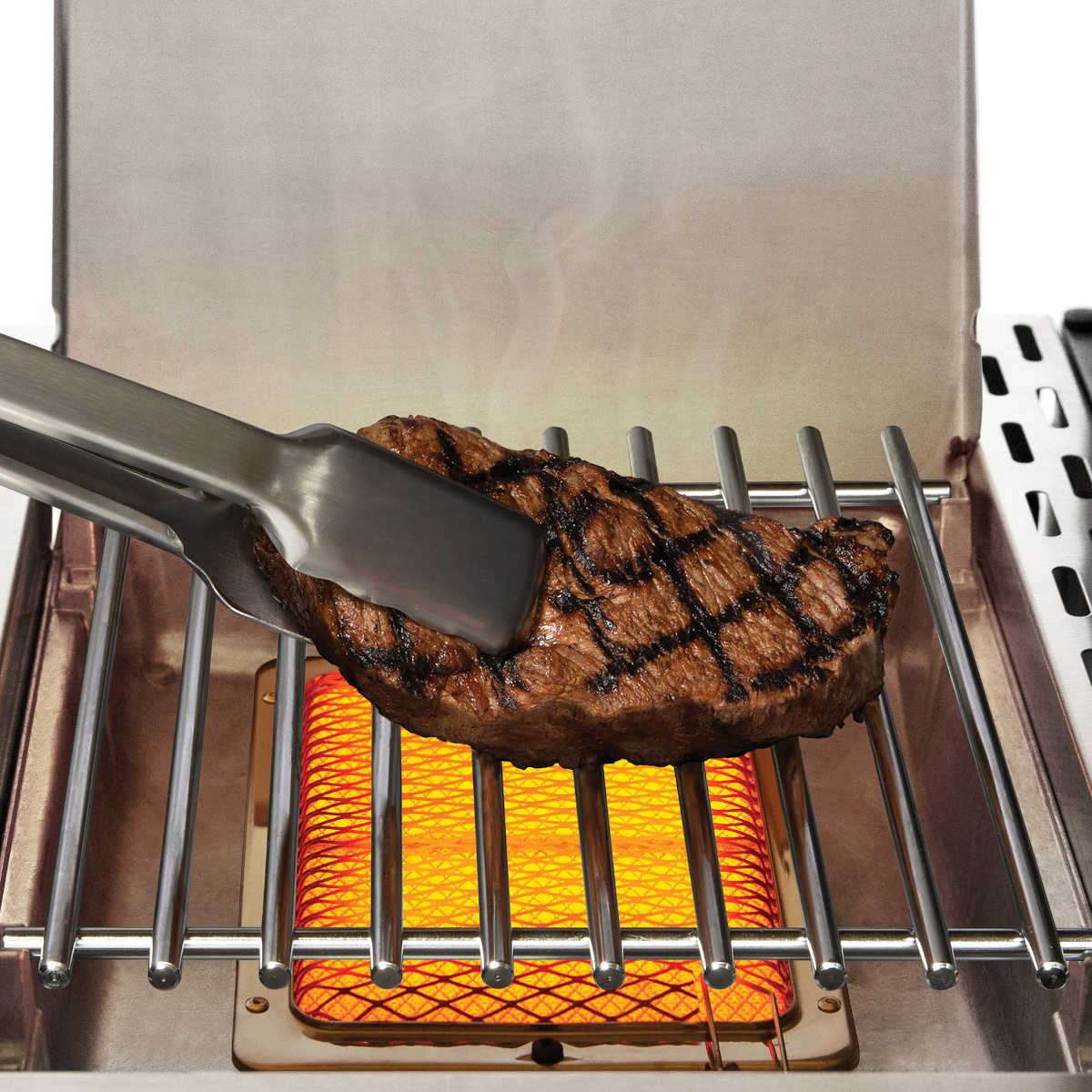 Broil King Regal S 490 incl. asador versión 2025