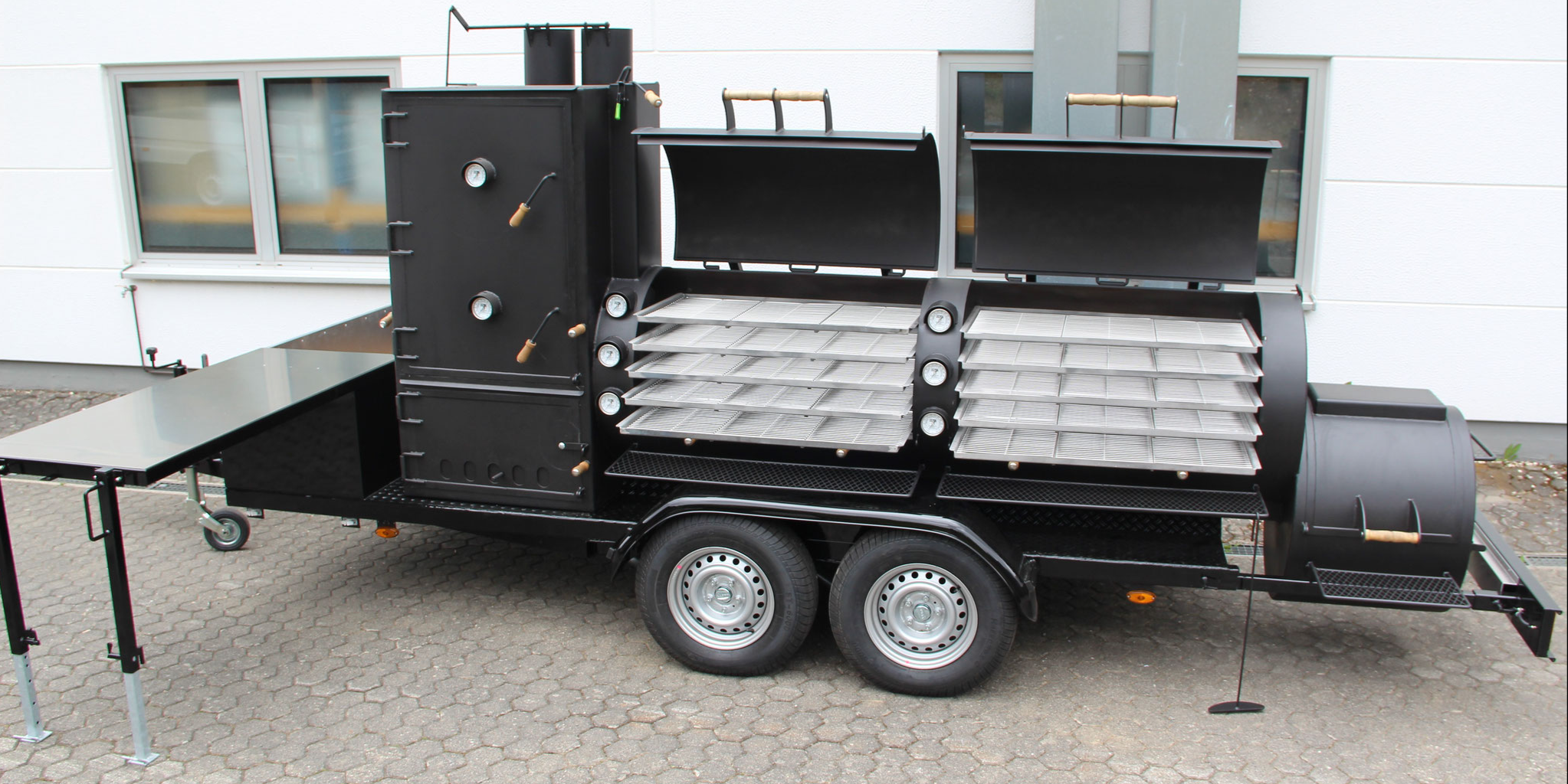 Joe´s Barbeque Smoker 30" Extended Catering Trailer