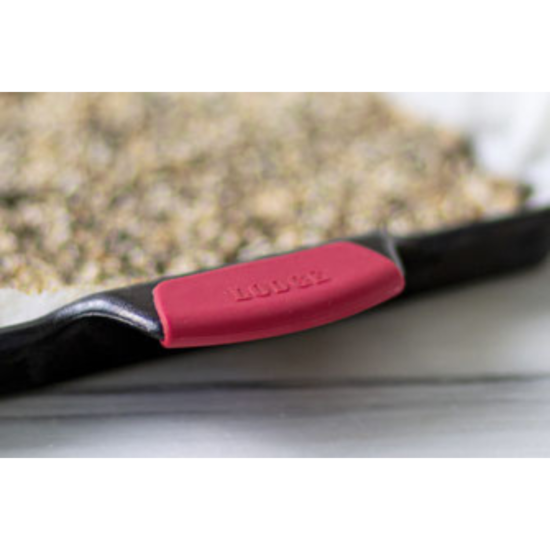 Lodge Bakeware silicone handles