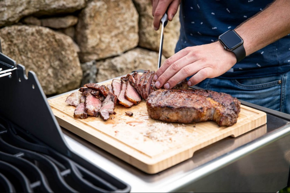 Tabla de cortar de bambú Napoleon 37x27cm, apta para bandeja lateral