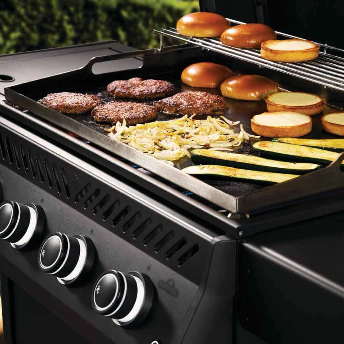 Napoleon Phantom Rogue Pro 30-calowy Griddle Plancha