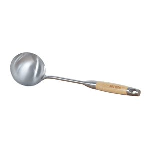 Hot wok ladle