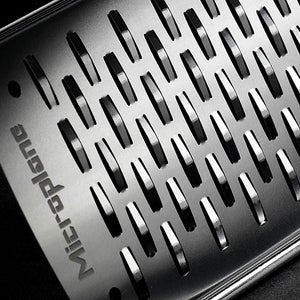 Microplane Mittelgroße Schneide, Professional Serie - Grillstar.deMicroplane Mittelgroße Schneide, Professional SerieMicroplaneGrillstar.de380020098399380025