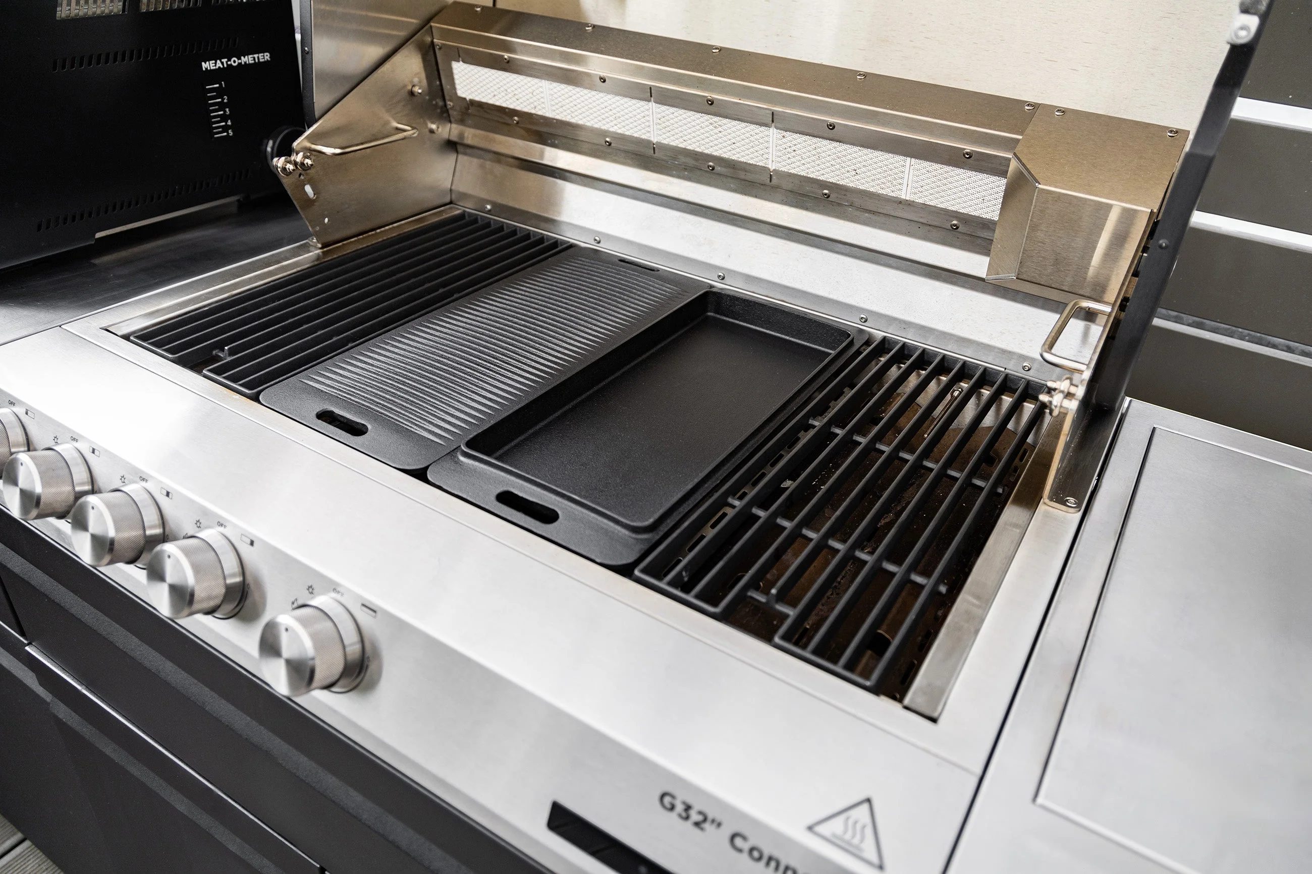 Otto Wilde gietijzeren roosterset 1