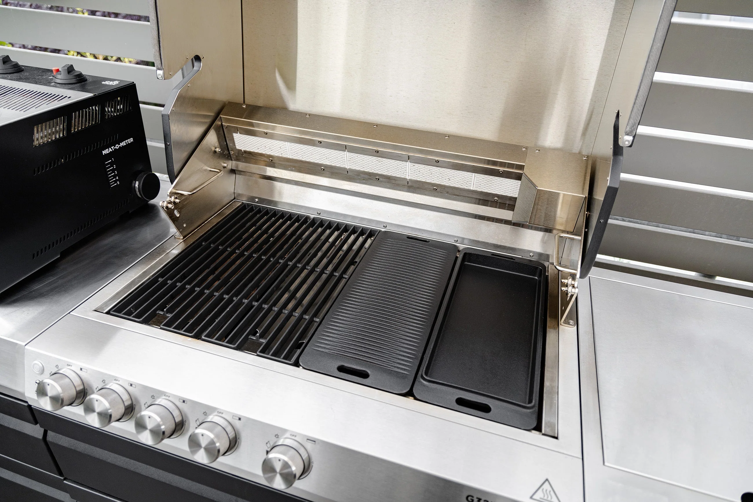 Otto Wilde gietijzeren roosterset 1